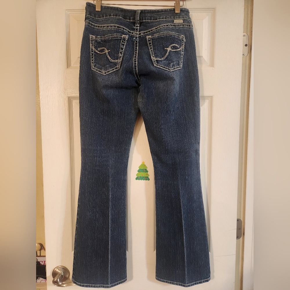 Silver Jeans Suku Mid Rise Bootcut - Picture 3 of 7